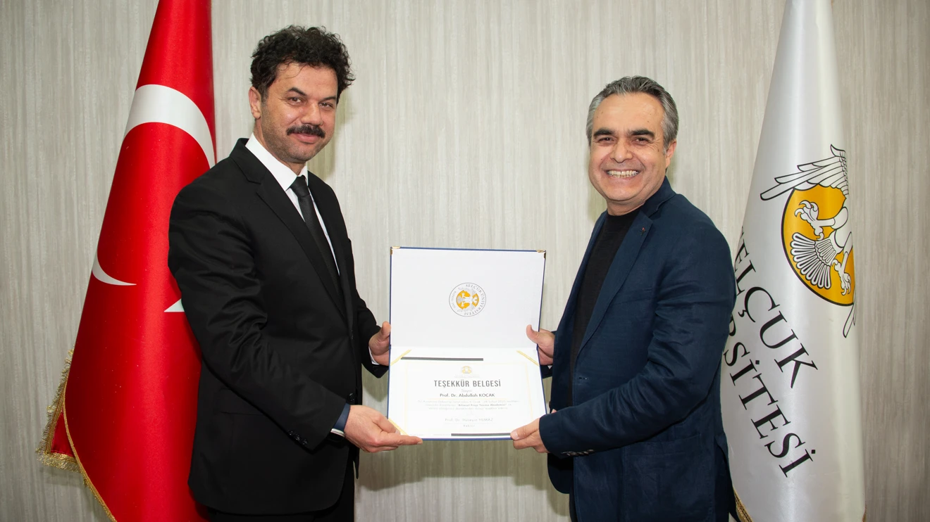 Rektör Yılmaz’dan proje eğitimlerine katkı sağlayan akademisyenlere teşekkür